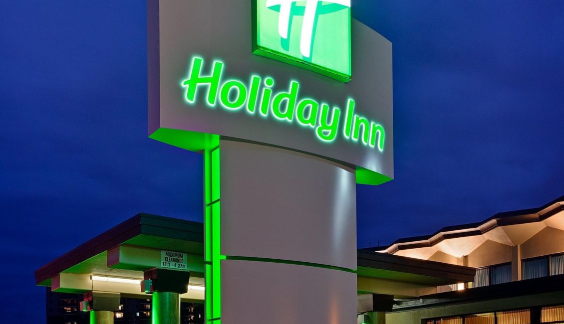 Holiday Inn 1130x650 